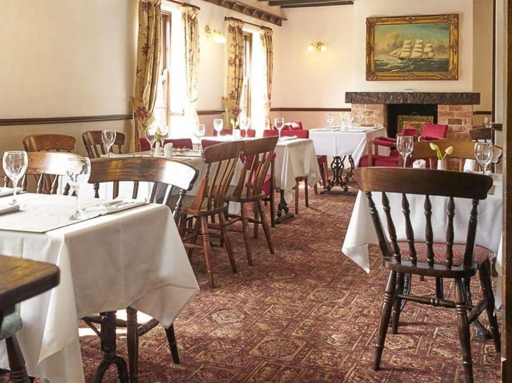 The Old Ship Inn Lowdham Esterno foto